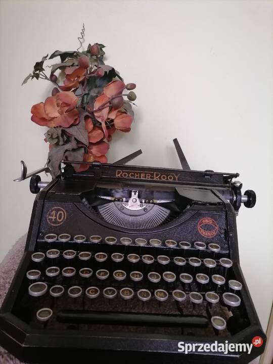 Stara maszyna do pisania z lat 40 tych Kraków