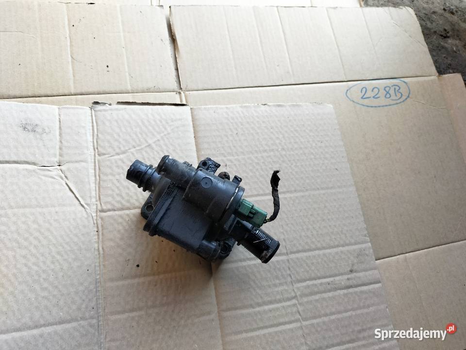 Citroen C3 Mk1 14HDI OBUDOWA TERMOSTATU sprzedam