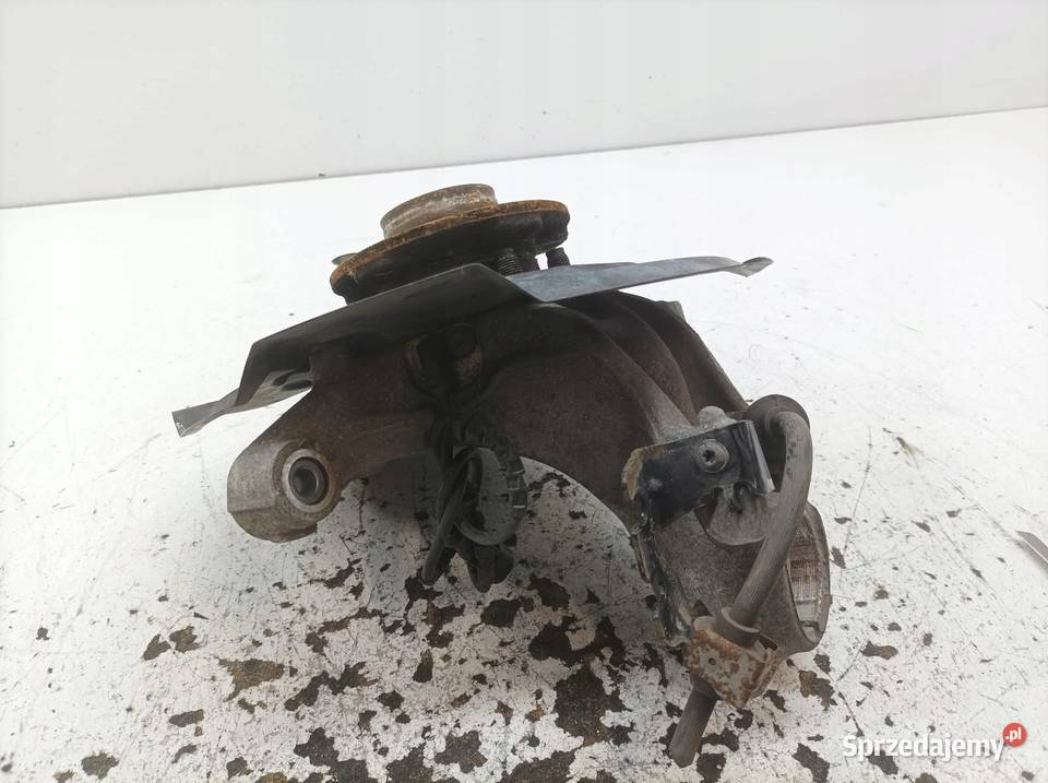 ZWROTNICA LEWY PRZÓD 17 DCI Renault Talisman I Zwrotnice świętokrzyskie