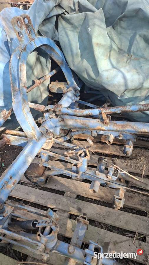 Pielnikwielorak 7 rzędów nieuszkodzony Obsypniki i pielniki sprzedam