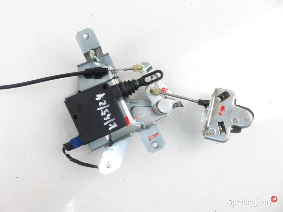 ZAMEK KLAPY OPEL OMEGA B 90494802 osobowe sprzedam