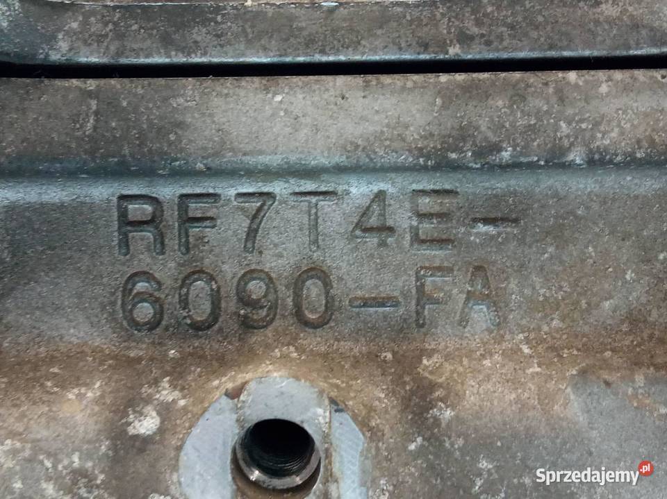 GŁOWICA KOMPLETNA PRAWA RF7T4E6090FA 35 V6 Mazda