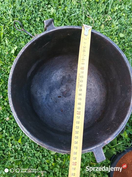 Kociołek żeliwny garnek żeliwny Bobrek