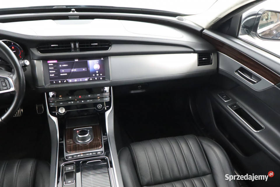 Jaguar XF 25d AWD klimatyzacja Zabrze