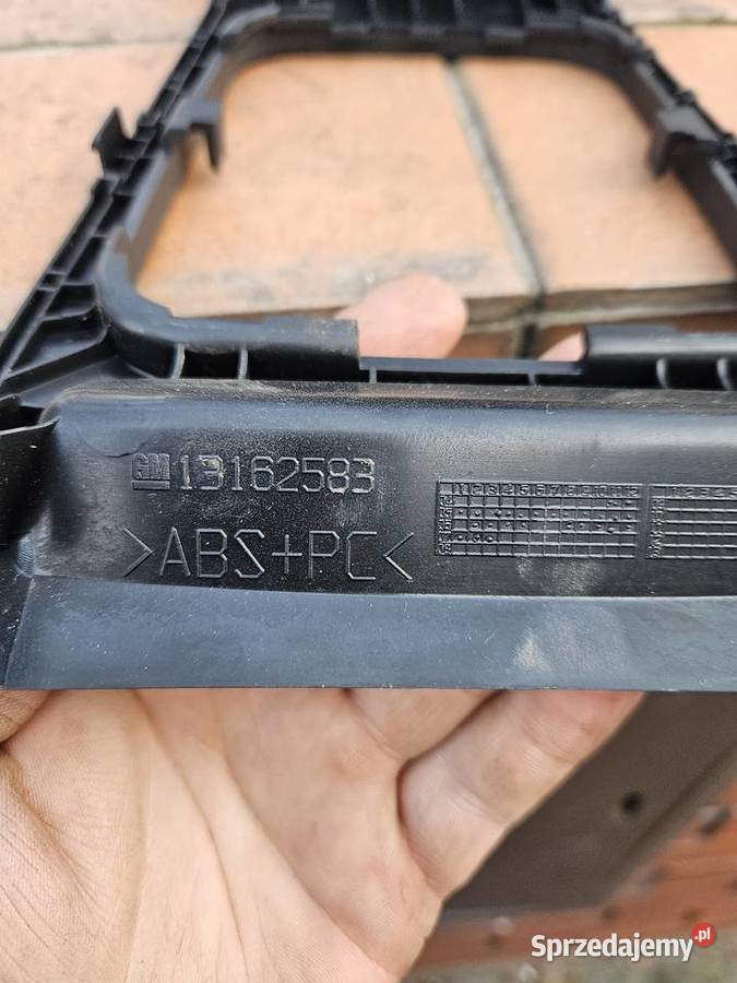 Radio z wyświetlaczem opel zafira B plus Ostrówek