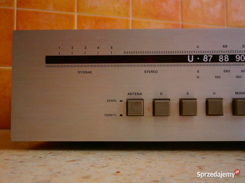 Tuner UNITRA FAUST 205 S do korekty sprzedam