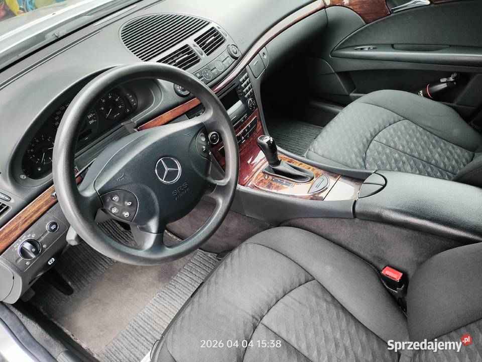 Mercedes E320 W211 S211