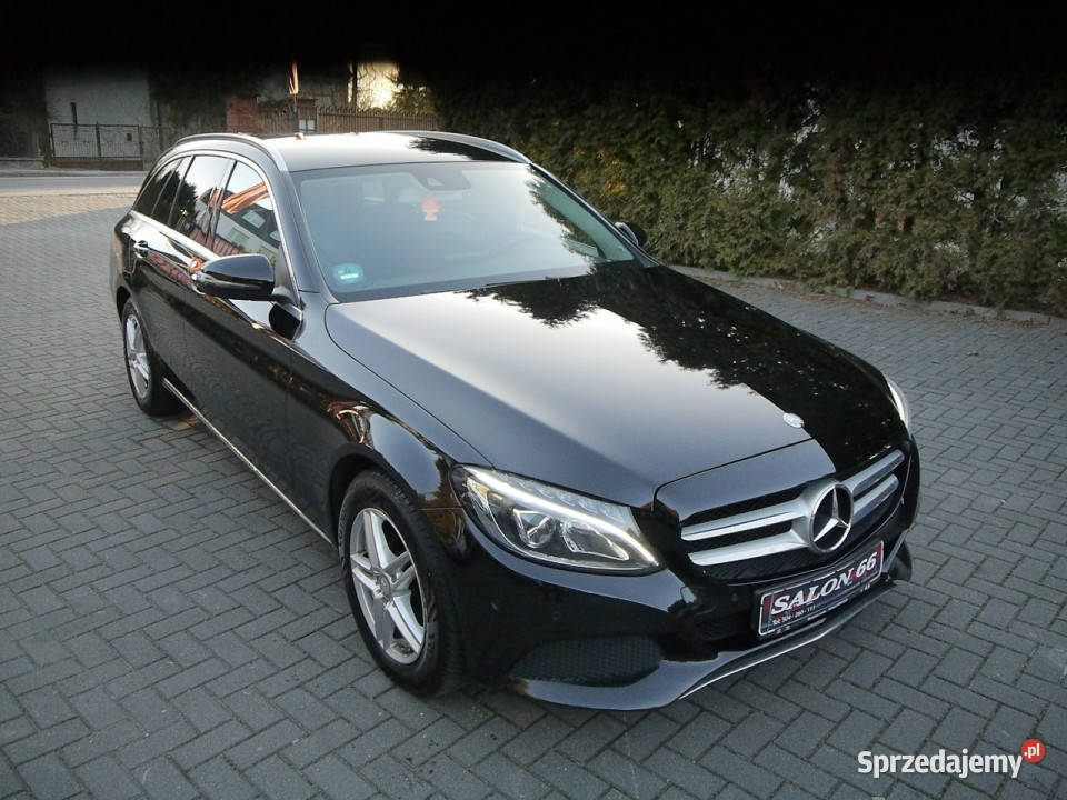 Mercedes C 180 16b Led Navi Skóra serwisowany w ASO Częstochowa sprzedam