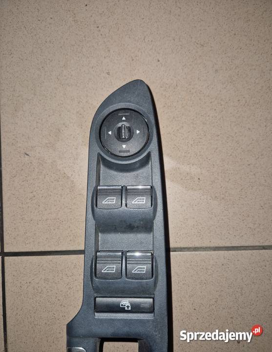 ford c MK2 tapicerka boczek dzwi prawych przód małopolskie Limanowa