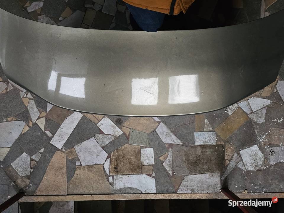 Klapa bagażnika Toyota Corolla E21 sedan komplet osobowe Łódź