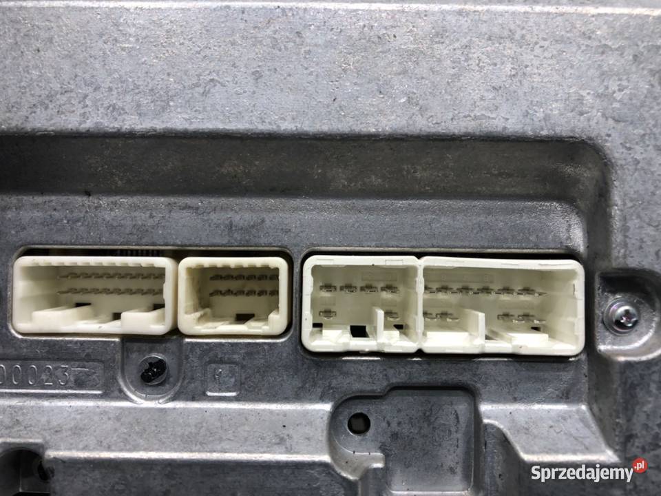 RADIO TOYOTA COROLLA E13 861200F030 0409 osobowe