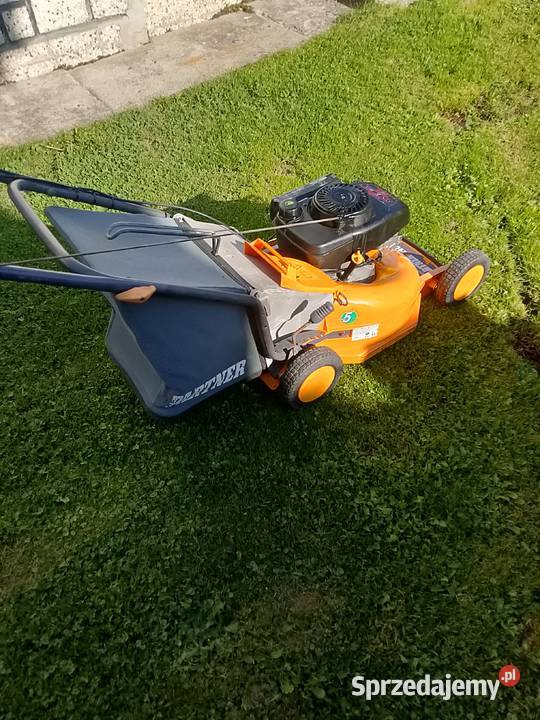Kosiarka spalinowa z koszem Kosiarki spalinowe Jasło