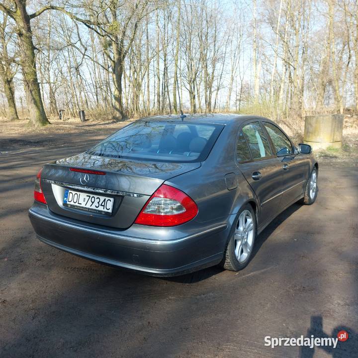 Mercedes EKlasa 18i 184 AVANTGARDE Bixenon ASR (kontrola trakcji)