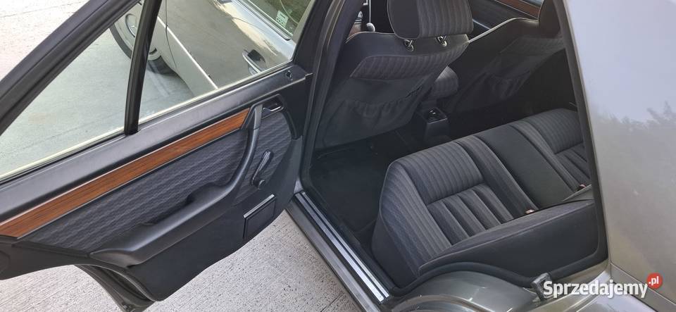 MercedesBenz 230E W124 23 Benzyna 1991r Ładny benzyna Kielce