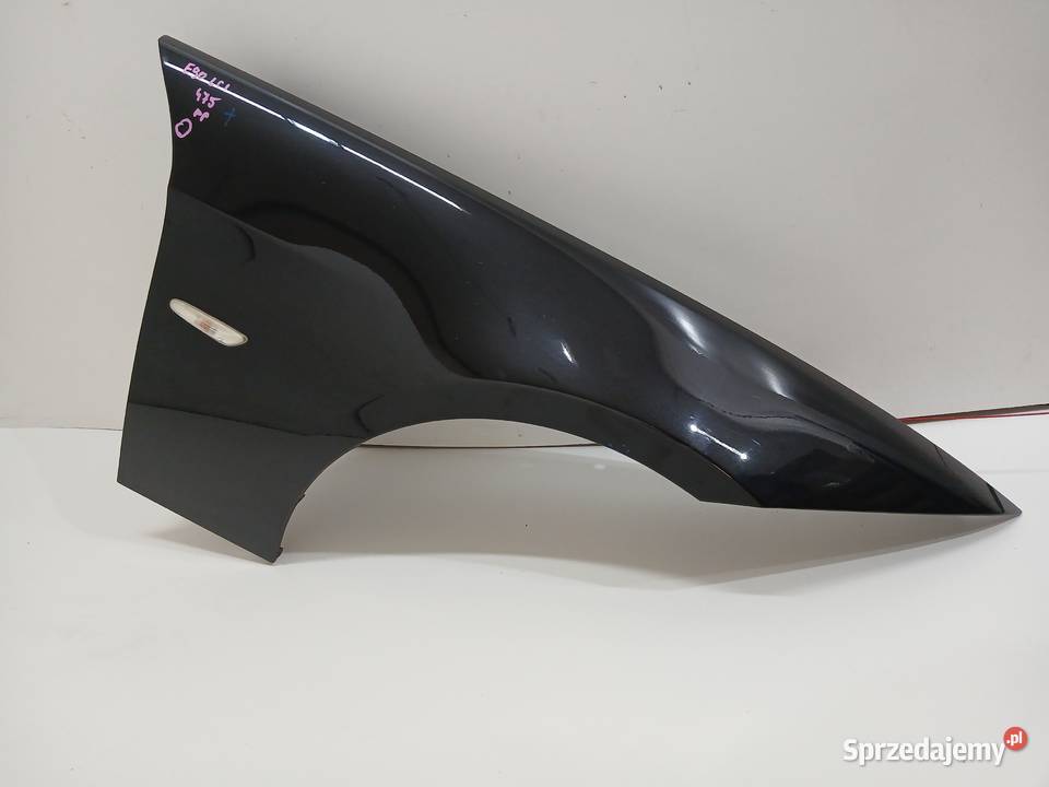 BŁOTNIK PRAWY PRZEDNI BMW E90 E91 LIFT 475 BLACK Błotniki Strzyżewice