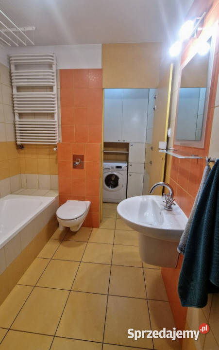 2 pokoje z miejscem postojowym Skarbka z Gór Warszawa sprzedam