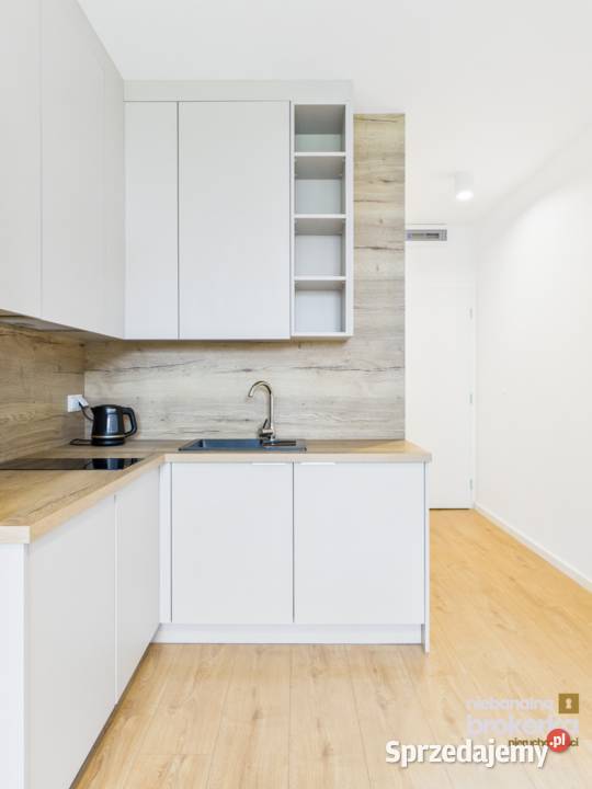 W pełni wyposażona kawalerka Gotowa do dachówka