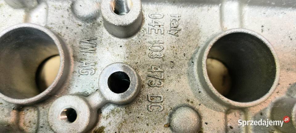 Wałki głowicypokrywa zaworów VW VAG 04E103473DC Części samochodowe Kraków