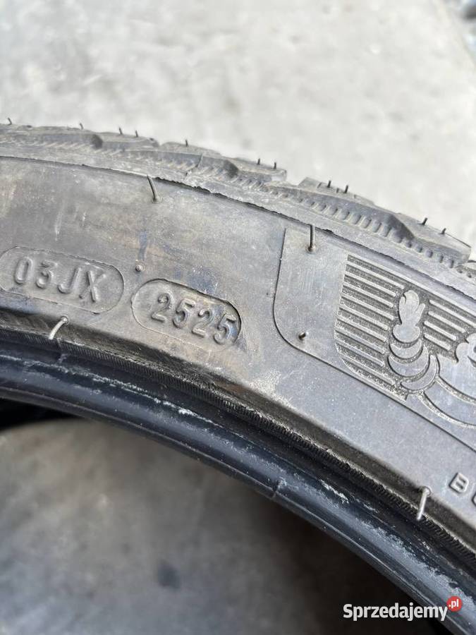 Sprzedam opony zimowe 235 Suchedniów