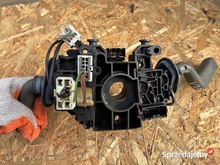 Przełącznik Zespolony Pająk Volvo V40 Lift osobowe Wisznice