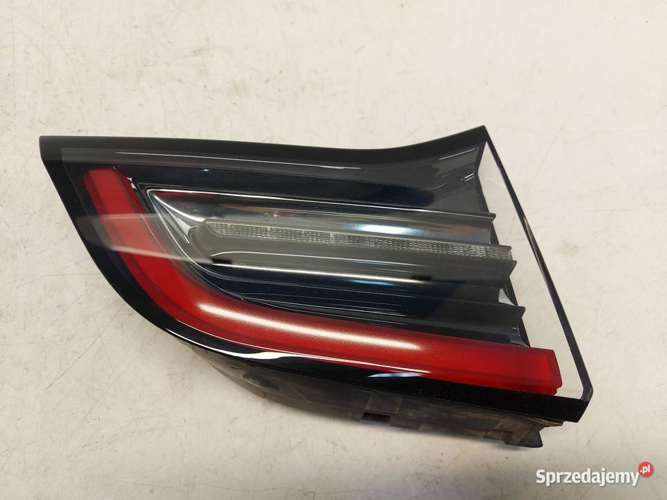 TESLA MODEL Y 2023r Lampa klapy tył lewa osobowe