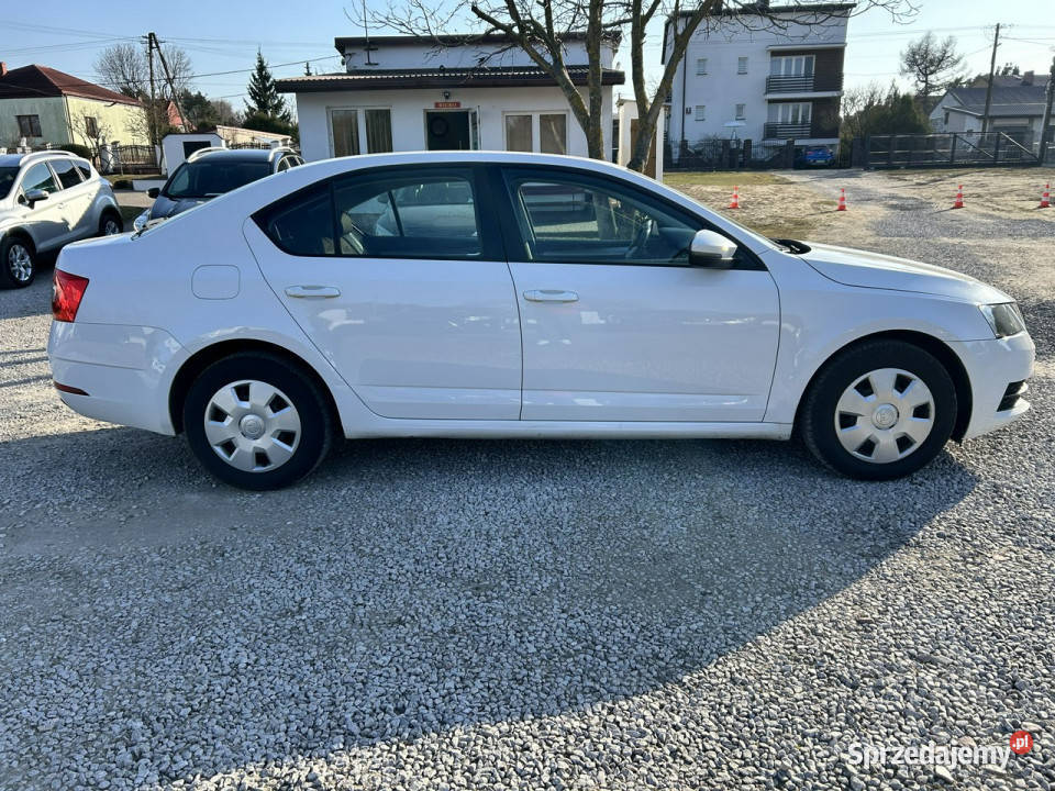 koda Octavia III 2013 mazowieckie Nowe Iganie sprzedam