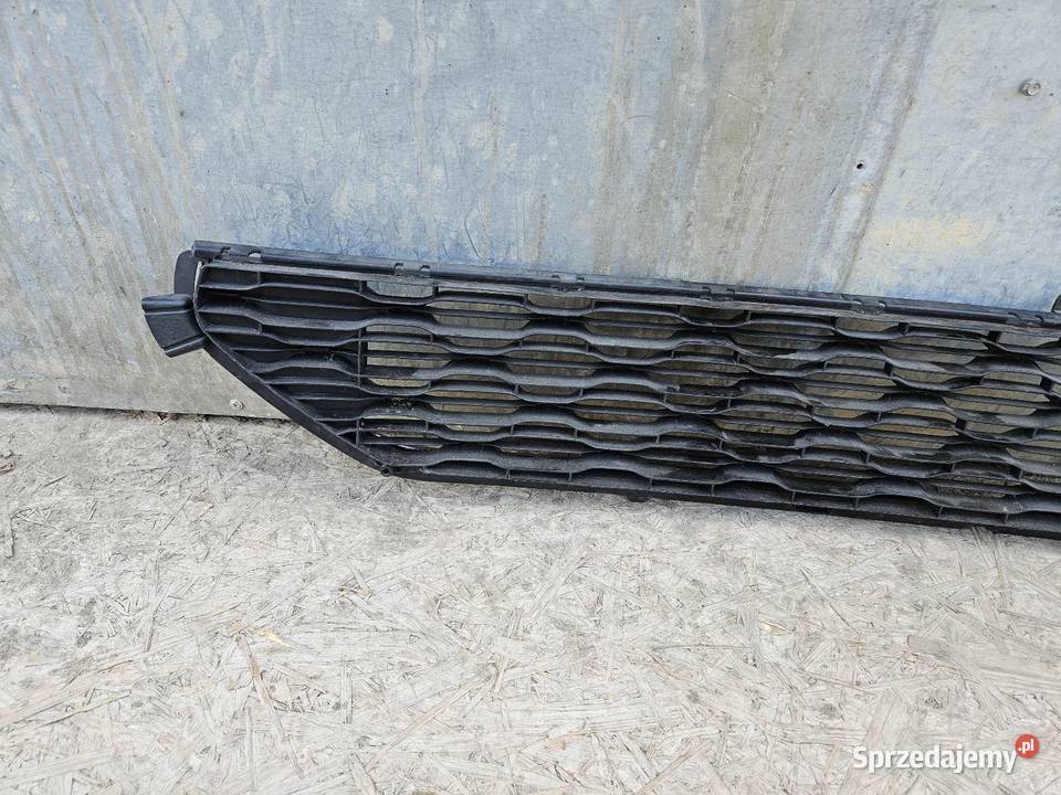 CITROEN C3 II LIFT 12 KRATKA ŚRODKOWA ZDERZAKA sprzedam