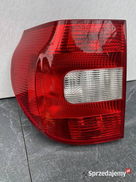 SKODA YETI LEWA LAMPA TYŁ lewe Lampy tylne Ostroróg