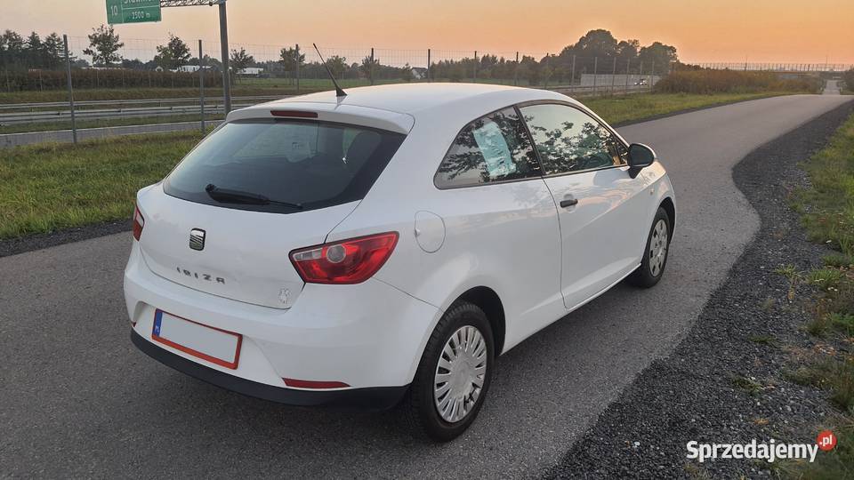 Seat Ibiza IV 4 6J 14 TDI 2009 ekonomiczne auto Ibiza lubelskie Lublin