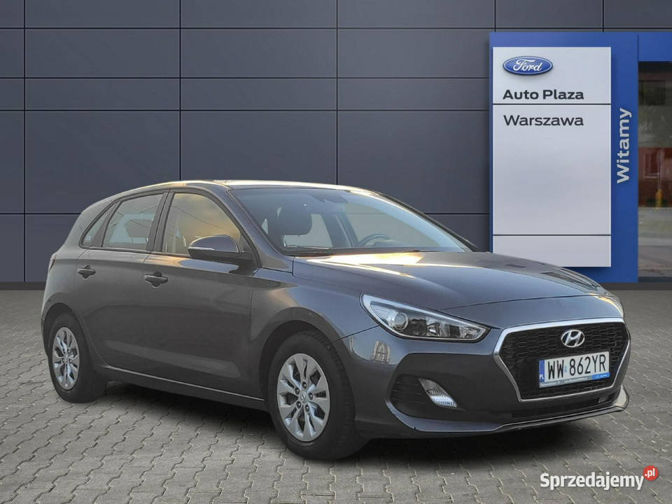 Hyundai i30 14 MPI 100 MT6 Classic J085205 III szary Warszawa