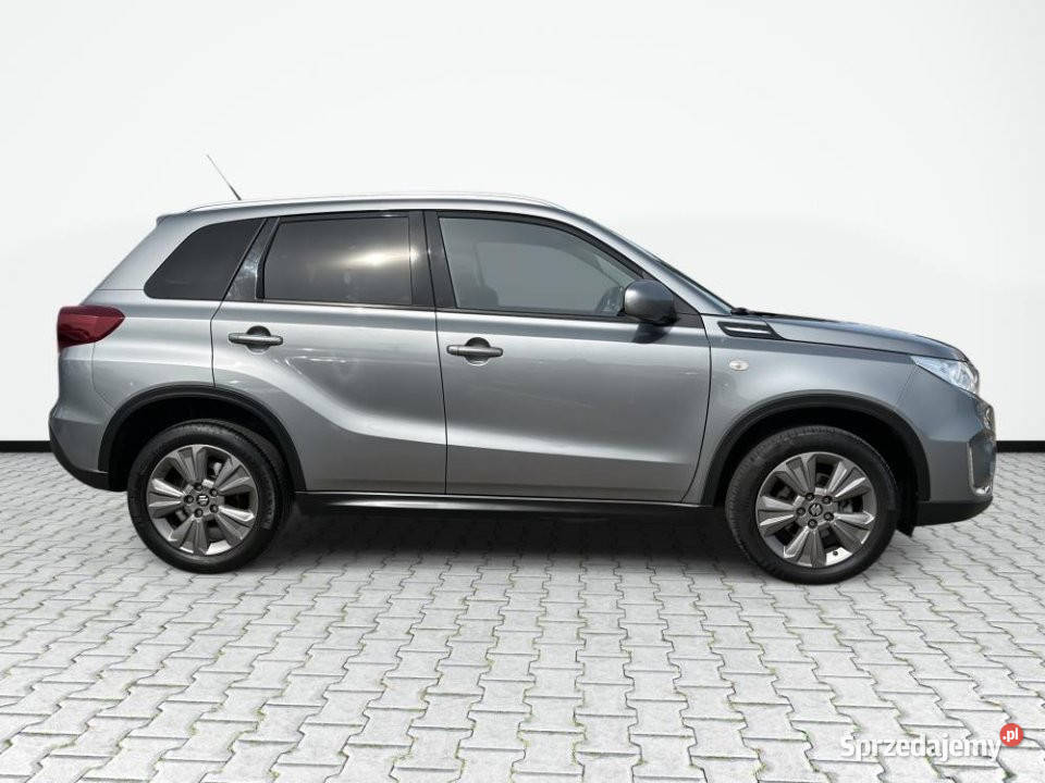 SUZUKI Vitara 2019r Salon Podgrzewane Fotele Rok produkcji 2019 Warszawa sprzedam