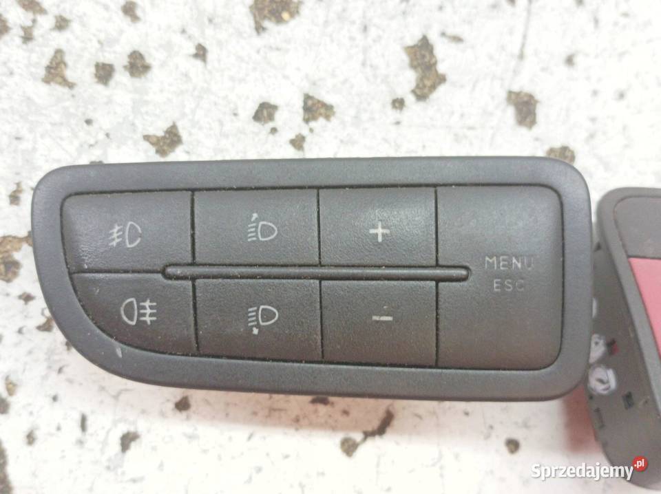 PRZEŁĄCZNIK AWARYJNYCH ŚWIATEŁ KPL 7354423220 świętokrzyskie