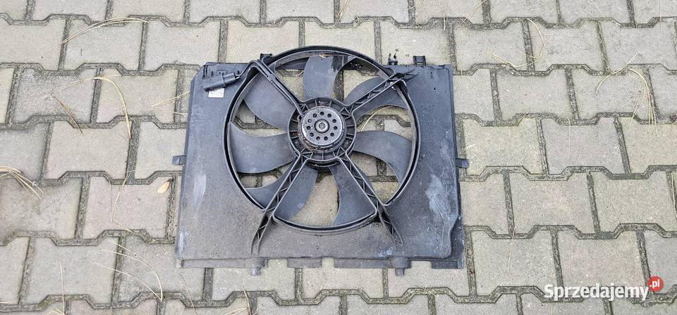 Wentylator chłodnicy mercedes w210 22cdi Rok produkcji 1999 Zbąszyń