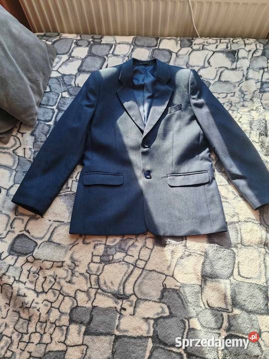 Do sprzedania garnitur chłopca na 152 buty Ziębice sprzedam