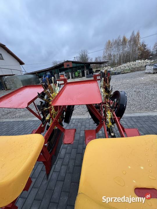 Sadzarka do rozsady chwytakowa 2 sekcyjna Kazimierz Dolny