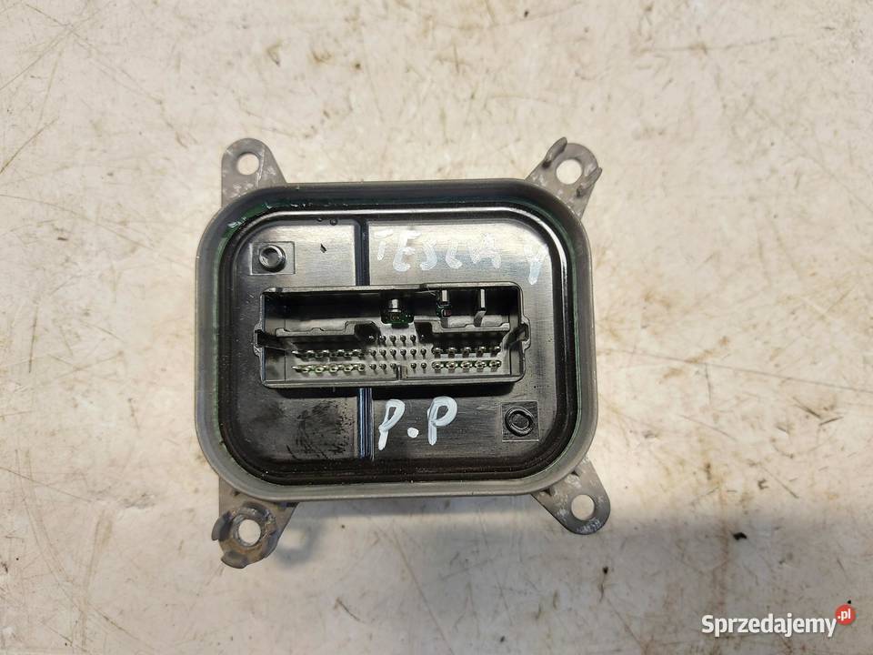 TESLA MODEL Y 2022r PRZETWORNICA MODUŁ LED Oświetlenie