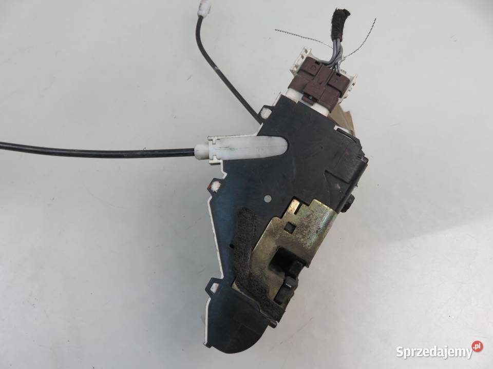 ZAMEK LEWY PRZEDNI PEUGEOT 407 9681333380 osobowe