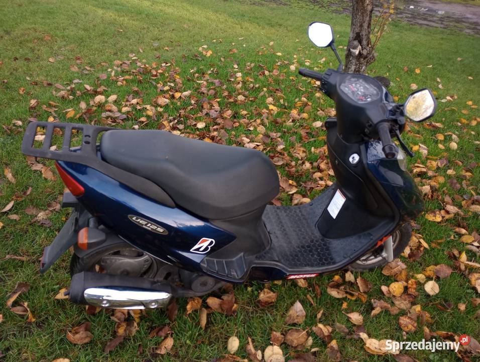 Suzuki ue125 warte Suzuki Wąwelno