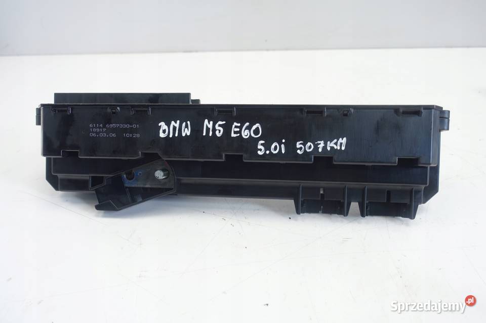 BMW E60 M5 50 V10 SKRZYNKA BEZPIECZNIKÓW 6957330 osobowe Chełm