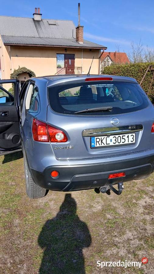 Sprzedam Nisana 16 benzyna Majdan Królewski