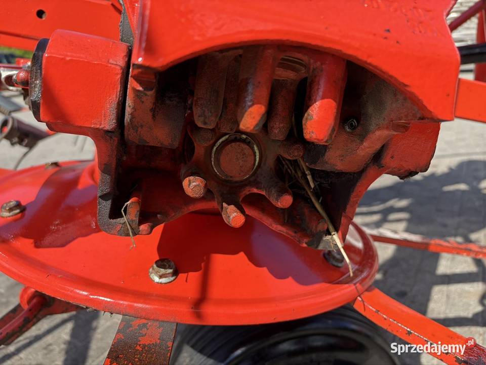 Przewracarka Kuhn GF 5202 Przetrząsarka 4 Zgrabiarki i przetrząsacze sprzedam