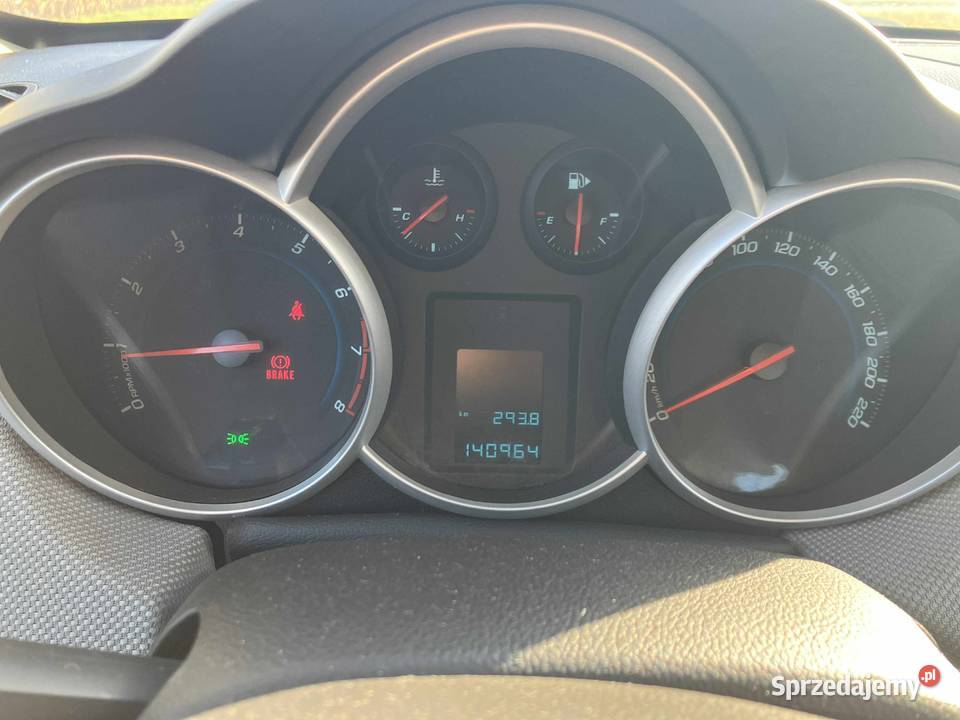 Chevrolet Cruze 18 benzyna 141 przebieg 140 Bratoszewice