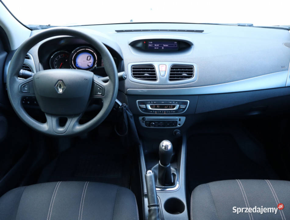 Renault Fluence 16 16V światła przeciwmgielne Piaseczno