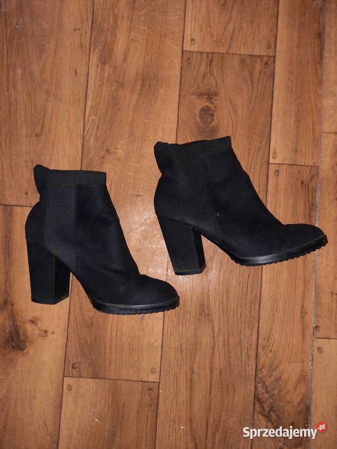 Botki damskie Bershka Pruszków