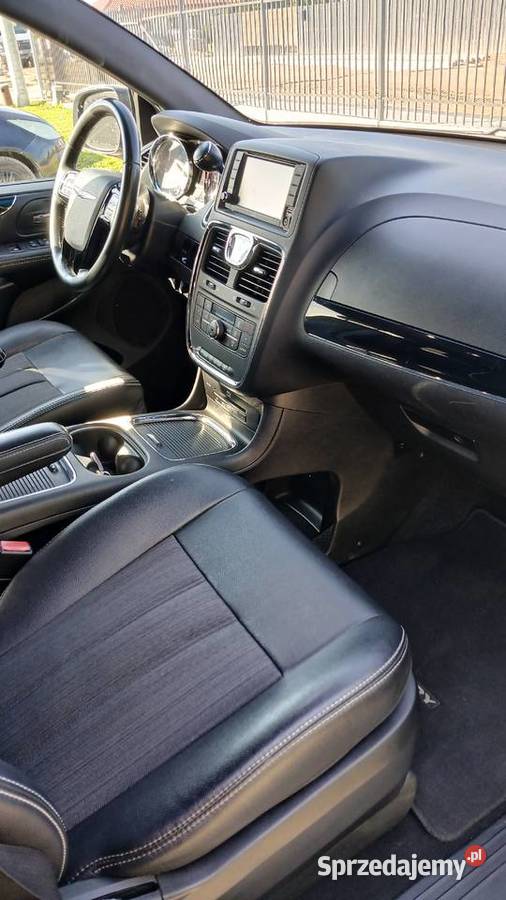 Chrysler town country łódzkie Kutno