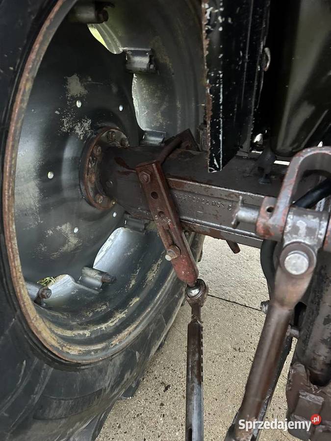 Ciągnik rolniczy traktor Massey Ferguson 3080 Nowy Sącz sprzedam
