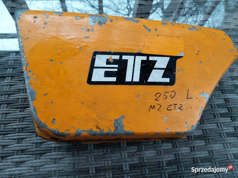 Pokrywa dekiel obudowa boczek Mz Etz 250 Barlinek