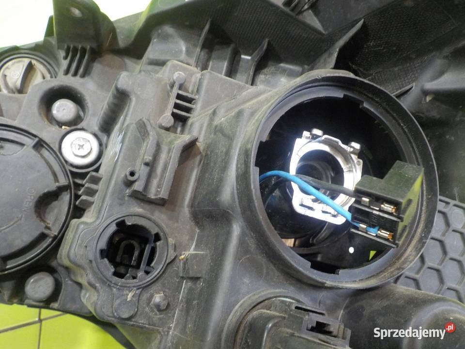 SSANGYONG RODIUS II TURISMO 20 B 14r lampa prawa osobowe mazowieckie Suków