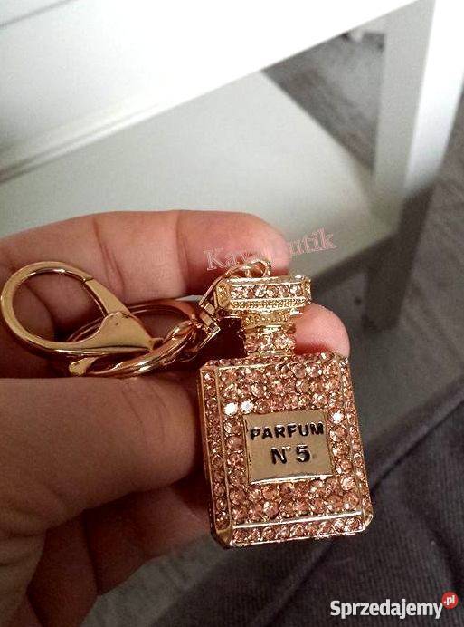 Zawieszki na klucze breloczki No5 Chanel pomorskie Leśnice
