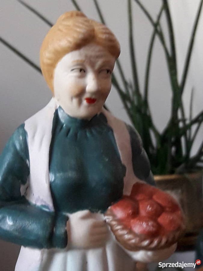 Porcelanowa figurka Janów Lubelski